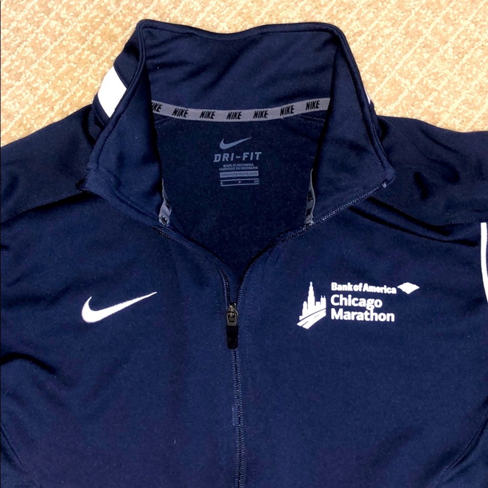 NIKE Dri-Fit Small Loose Zip Up Chicago Marathon